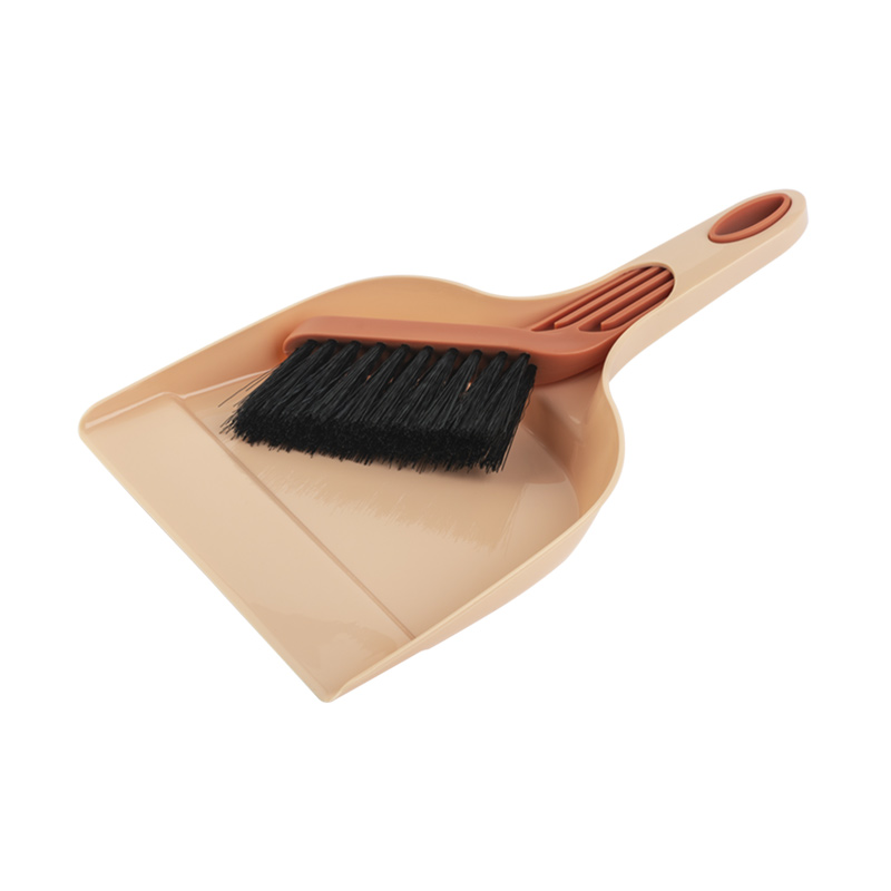 proizvod u boji kajsija / svetla terakota