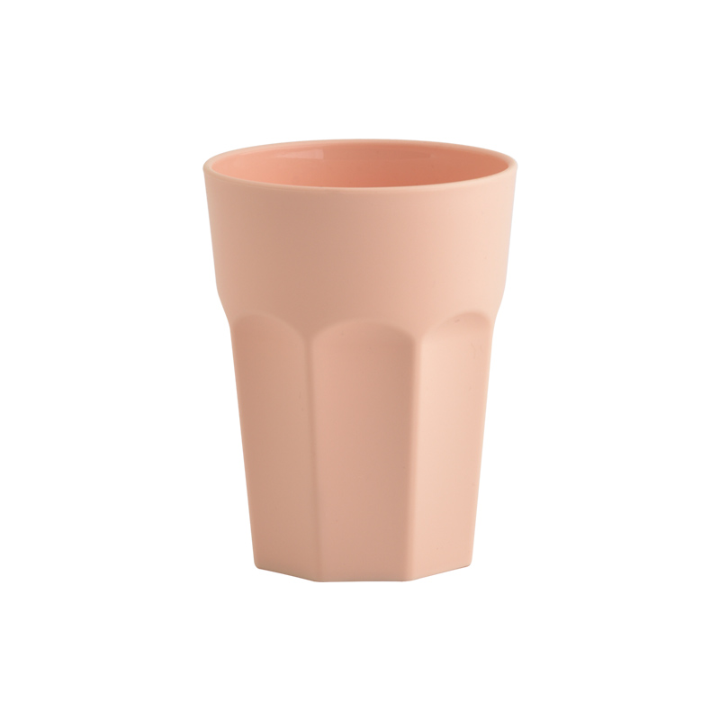 proizvod u boji kajsija